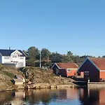 Modern House On Car-free Vestre Sandoya Ferienhaus Kilen